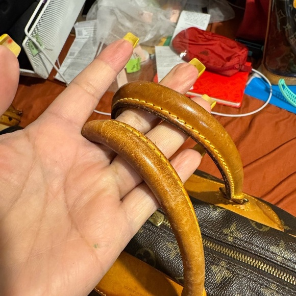 Louis Vuitton Monogram Handbag Deuville - Picture 3 of 16